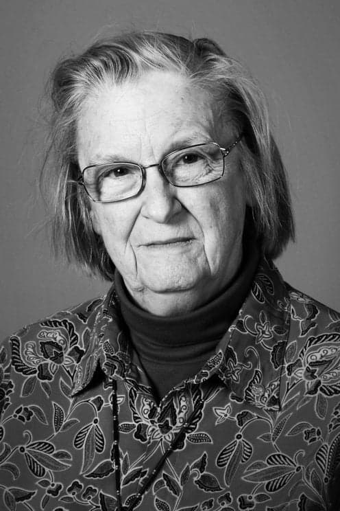 Portrait of Elinor Ostrom